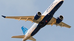 Photo of N3065J - Airbus A220-300 operated by jetBlue Airways