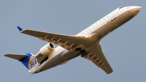 Photo of N877AS - Bombardier CRJ-200LR operated by United Express (opb SkyWest Airlines)