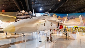 Photo of 161984 - McDonnell Douglas F/A-18A Hornet operated by US Navy
