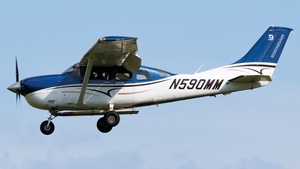 Photo of N590MM - Cessna 206H Stationair operated by Private