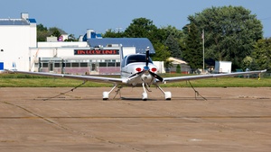 Photo of N68BA - Cirrus SR22 G6 operated by Private