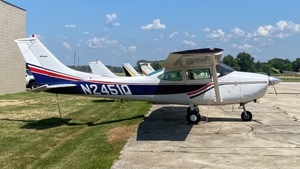 Photo of N2451Q - Cessna 182K Skylane operated by Private