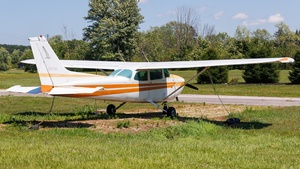 Photo of N2073E - Cessna 172N Skyhawk II operated by Kettunen Aeronautical