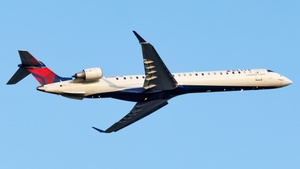 Photo of N135EV - Bombardier CRJ-900LR operated by Delta Connection (opb Endeavor Air)