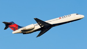Photo of N988AT - Boeing 717-23S operated by Delta Air Lines