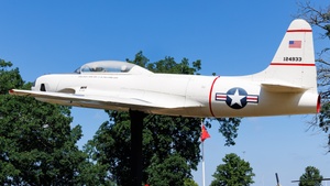 124933 - Lockheed TV-2 Shooting Star