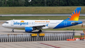 Photo of N229NV - Airbus A320-214 operated by Allegiant Air