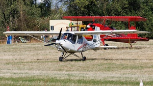 Photo of D-MDLH - Comco Ikarus C42 B operated by X-RAY Flugsportzentrum Leipzig