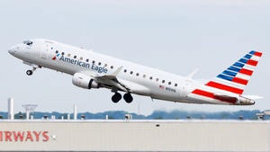 Photo of N101HQ - Embraer ERJ-175LR operated by American Eagle (opb Republic Airways)