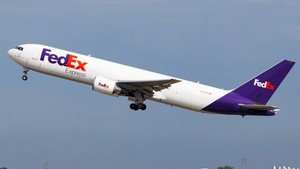 Photo of N143FE - Boeing 767-3S2F operated by FedEx