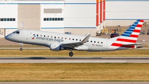 Photo of N436YX - Embraer ERJ-175LR operated by American Eagle (opb Republic Airways)