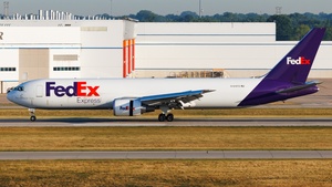 Photo of N169FE - Boeing 767-3S2F operated by FedEx
