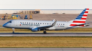 Photo of N286NN - Embraer ERJ-175LR operated by American Eagle (opb Envoy Air)