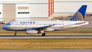 Photo of N813UA - Airbus A319-131 operated by United Airlines