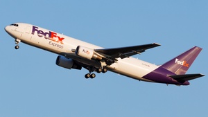 Photo of N131FE - Boeing 767-3S2F operated by FedEx