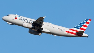 Photo of N660AW - Airbus A320-232 operated by American Airlines