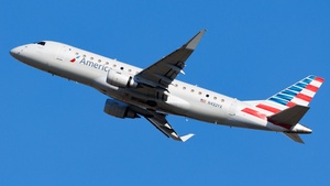 Photo of N432YX - Embraer ERJ-175LR operated by American Eagle (opb Republic Airways)