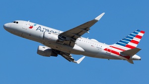 Photo of N9006 - Airbus A319-115 operated by American Airlines
