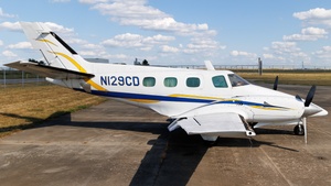 Photo of N129CD - Beechcraft A60 Duke operated by Private