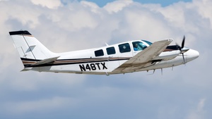 Photo of N48TX - Beechcraft 58 Baron operated by Private