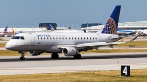 Photo of N149SY - Embraer ERJ-175LR operated by United Express (opb SkyWest Airlines)