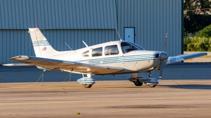 Photo of N4405X - Piper PA-28-151 Cherokee Warrior operated by Delta Fox Airplane Tours