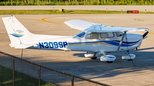 Photo of N309SP - Cessna 172S Skyhawk SP operated by Schaumburg Flying Club