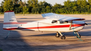 Photo of N2043Z - Cessna 150C operated by Private