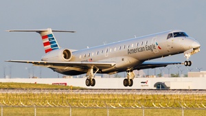 Photo of N908AE - Embraer ERJ-145LR operated by American Eagle (opb Envoy Air)