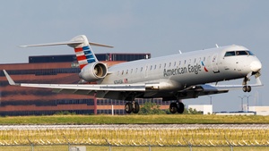 Photo of N744SK - Bombardier CRJ-701ER operated by American Eagle (opb SkyWest Airlines)