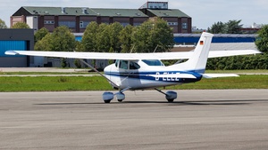 Photo of Cessna 182R Skylane - Speyer