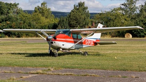 Photo of D-EPLM - Cessna 182Q Skylane operated by Private