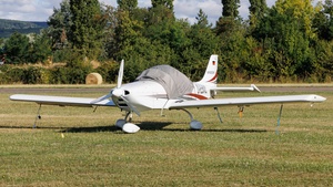 Photo of D-EBVL - Breezer B600 operated by Private