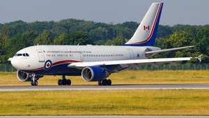 Photo of 15001 - Airbus CC-150 Polaris operated by Royal Canadian Air Force