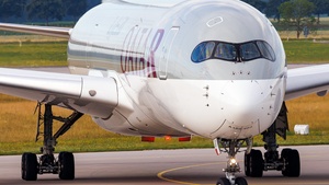 Photo of A7-ALR - Airbus A350-941 operated by Qatar Airways