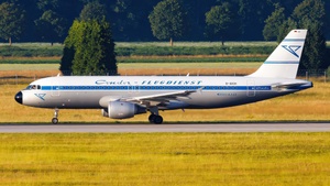 Photo of D-AICH - Airbus A320-212 operated by Condor