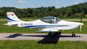 Photo of D-MJXX - Breezer B400-6 operated by Air Munich Aviation - Flugschule Jesenwang