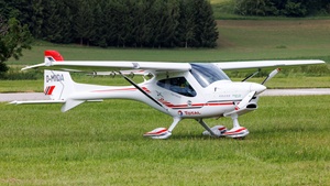 Photo of D-MIDA - Remos GX iS operated by UTC Flugschule