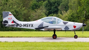 Photo of D-MSYX - Breezer B400 operated by Private