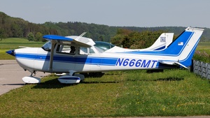 Photo of N666MT - Reims-Cessna F172M Skyhawk operated by Private