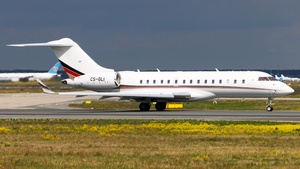Photo of CS-GLI - Bombardier Global 6500 operated by NetJets Europe