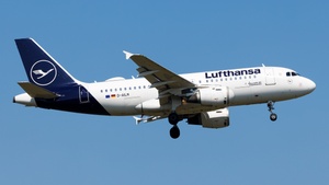 Photo of D-AILM - Airbus A319-114 operated by Lufthansa