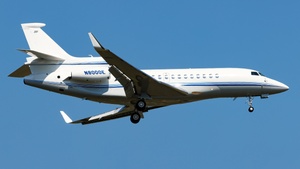 Photo of N8000E - Dassault Falcon 7X operated by Emerson Electric