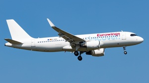 D-AIUU - Airbus A320-214