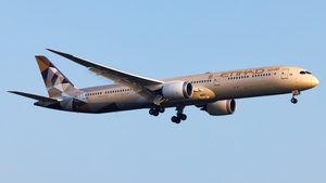 Photo of A6-BMC - Boeing 787-10 Dreamliner operated by Etihad Airways