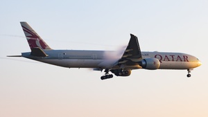Photo of A7-BAU - Boeing 777-3DZ(ER) operated by Qatar Airways