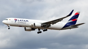 Photo of Boeing 767-316(ER)(BCF) - Frankfurt am Main