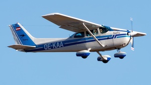 Photo of OE-KAA - Reims-Cessna F172P Skyhawk II operated by Flugring Salzburg