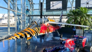 Photo of OE-FAS - Dassault-Breguet-Dornier Alpha Jet A operated by The Flying Bulls