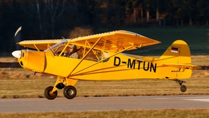 Photo of D-MTUN - Zlin Savage Classic operated by Fliegerclub Condor